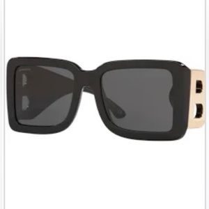 Brand Burberry Color Black